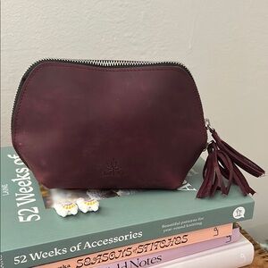 Thread and Maple Leather Notion Zip